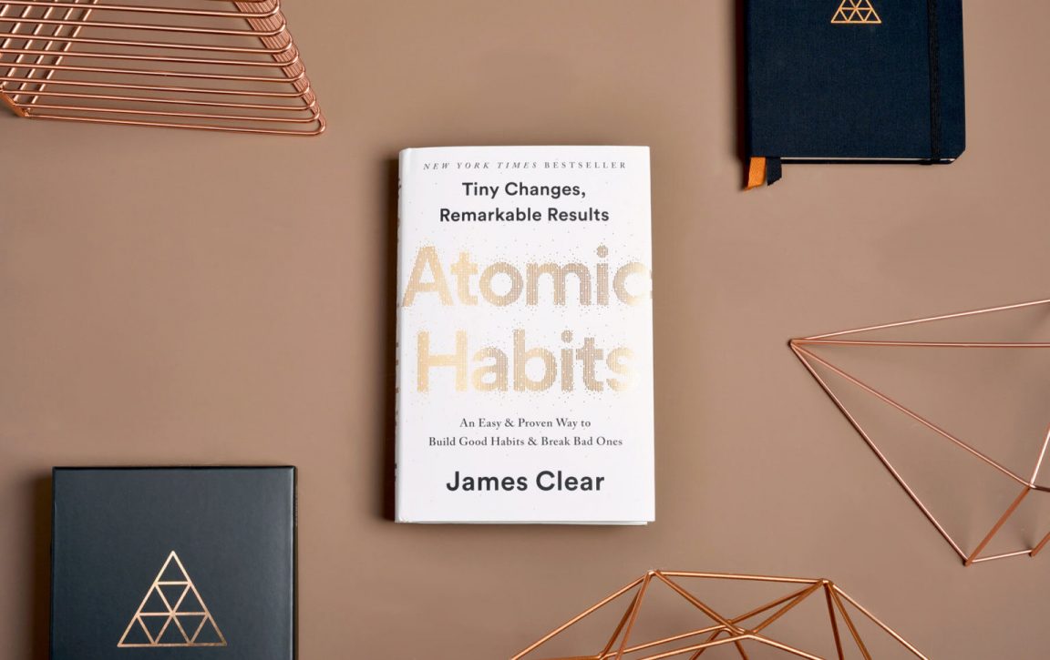 cover atomic habits james clear